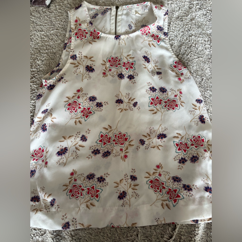 White floral blouse size small